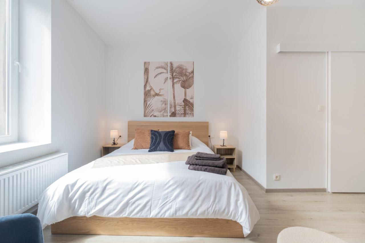 Chic Proche Aeroport & Centre-ville Apartamento