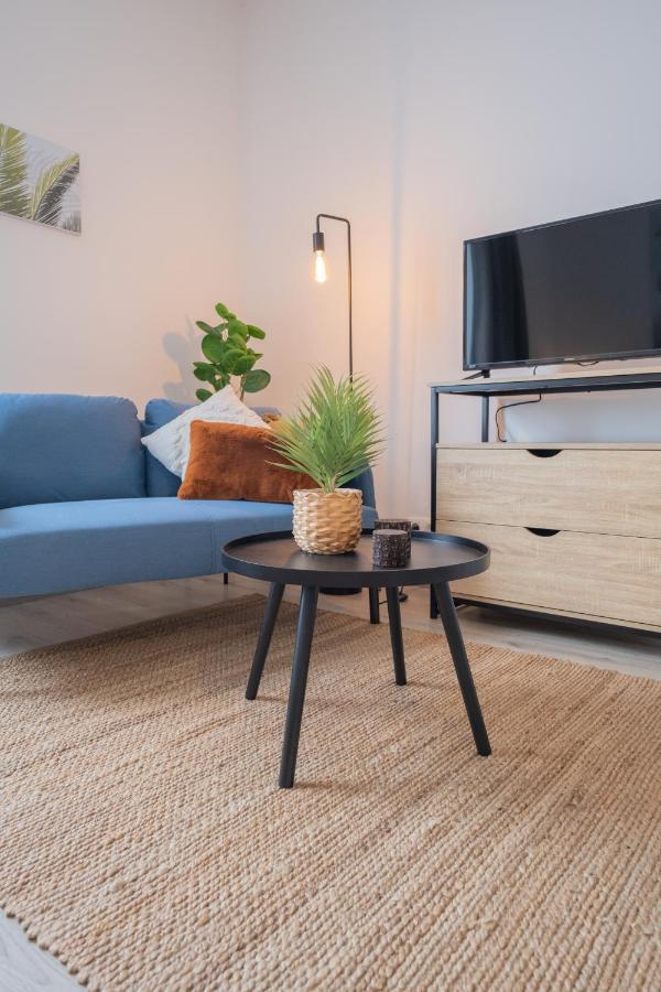 Chic Proche Aeroport & Centre-ville Apartment Charleroi